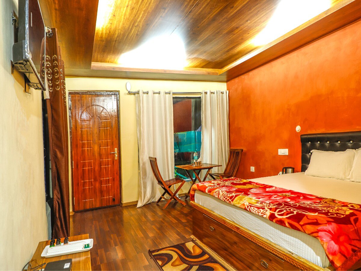 Room Image 1